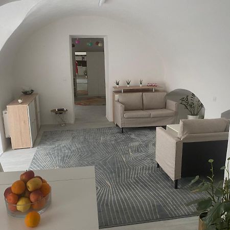 Apartman Fabrik Hainburg an der Donau Exterior photo